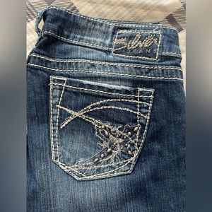 Women’s size 29/33 silver jeans Tuesday bootcut